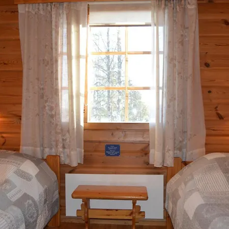 Rinnepelto Nyaraló *